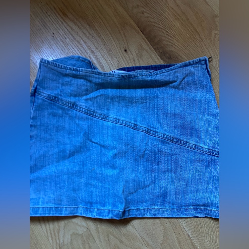 Tiger mist skirt size small